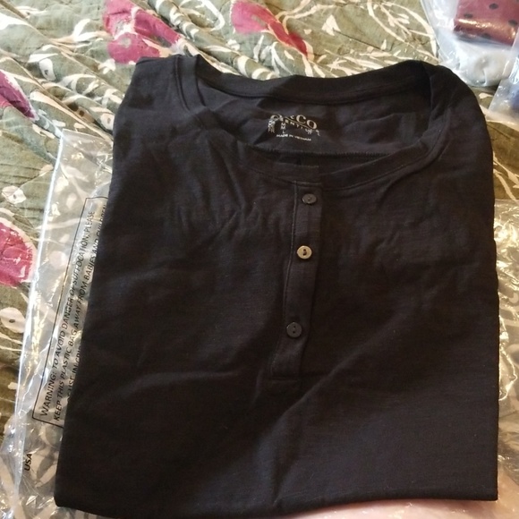 Denim and Co Black Shirt - Picture 2 of 6